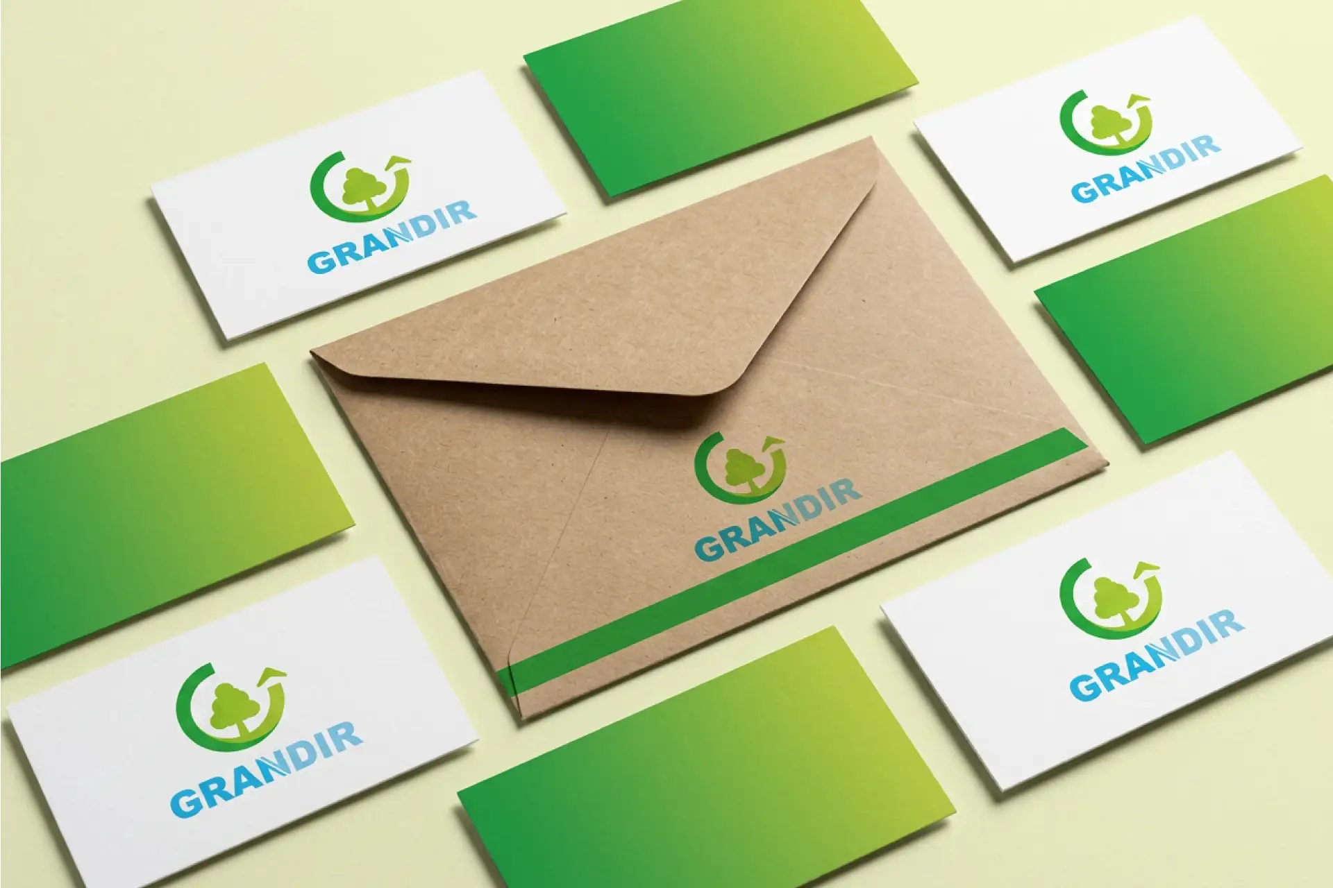 GRANDIR